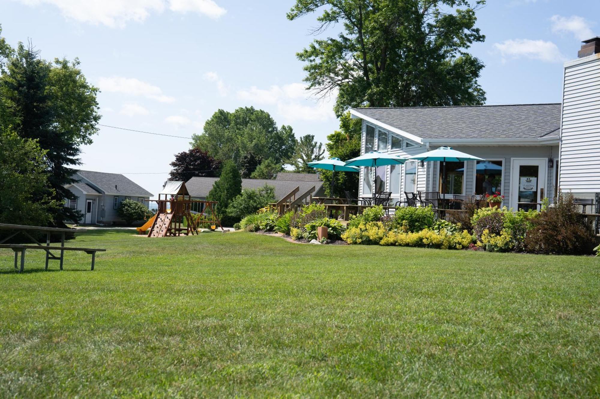 Square Rigger Lodge Jacksonport Exterior foto